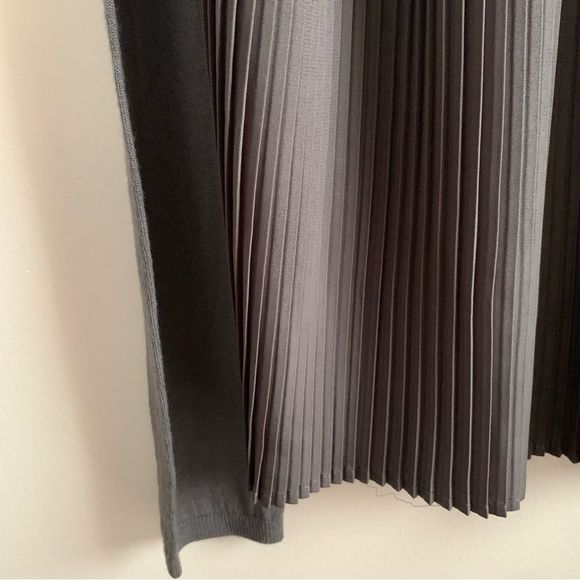 Max & Moi Paris • Wool Pleated Back Sweater - Picture 8 of 9